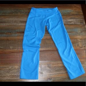 Lululemon size 4 cropped yogas